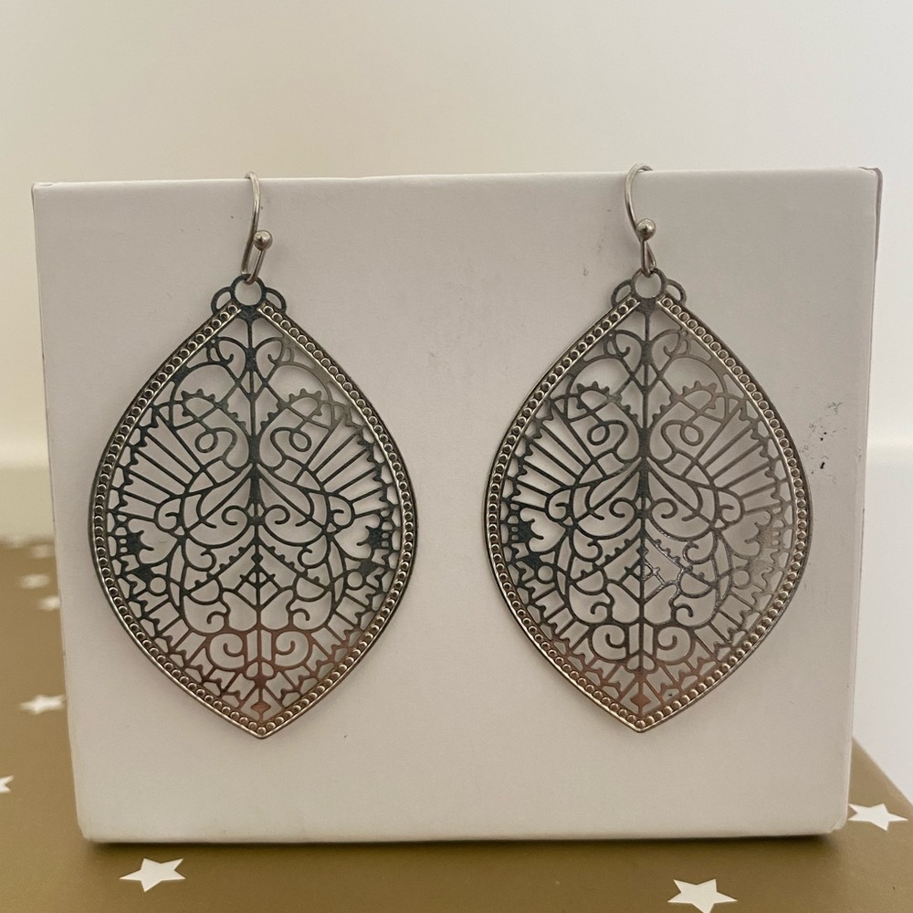 Silver teardrop earrings